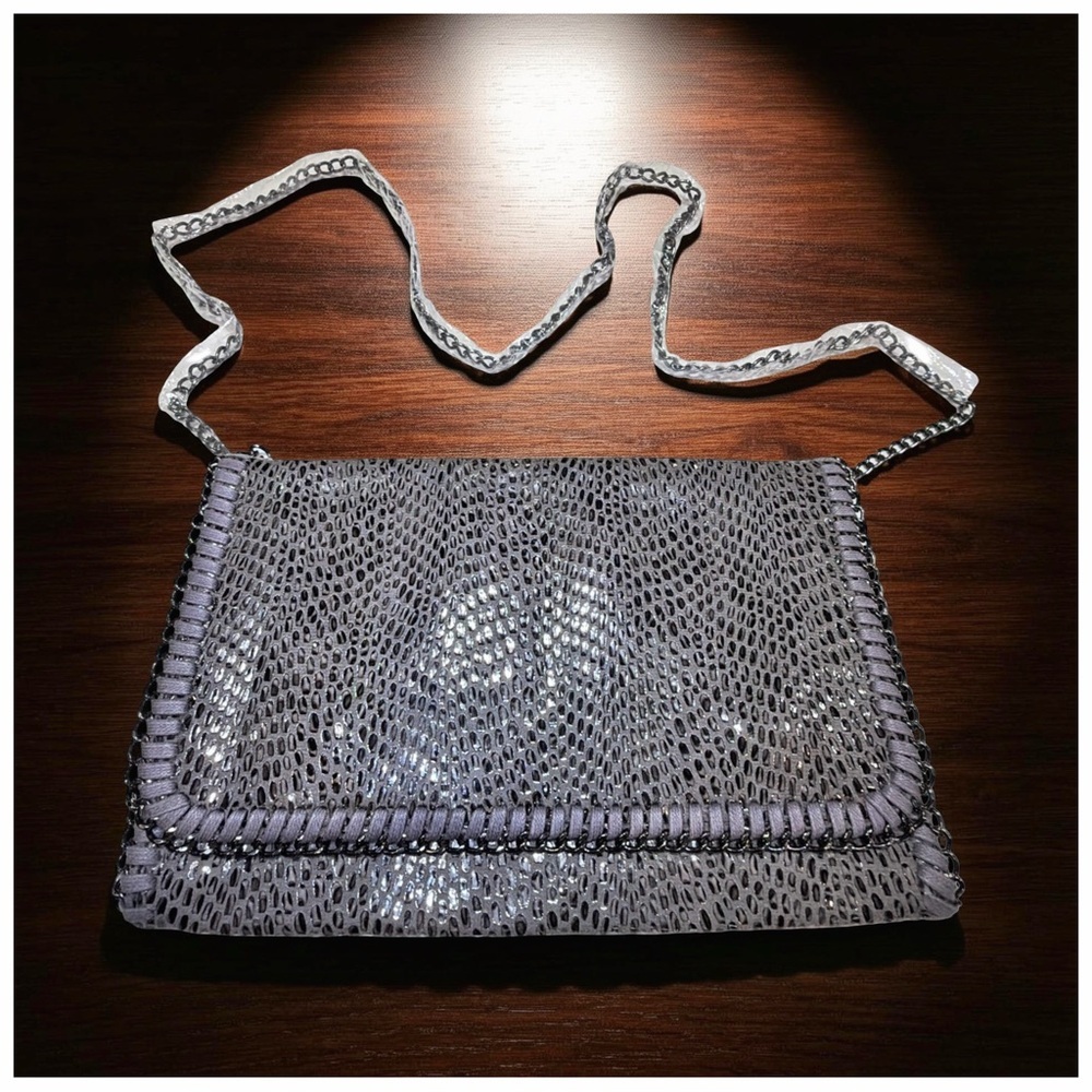 Tarnish Metallic Chain-Strap Clutch Handbag | Women’s | Silver Tone